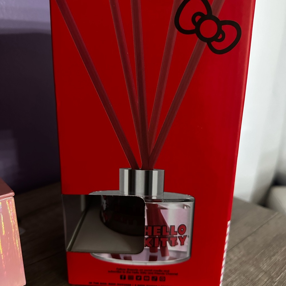 Hello Kitty Diffuser - Picture 2 of 2